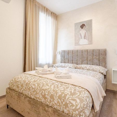 Teatro Romano Suites - Isabella Trieste Luaran gambar